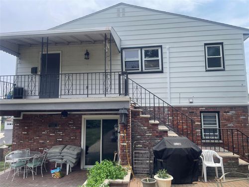 1-169 Trenchard St, Yonkers, NY, 10704-2221 | Card Image