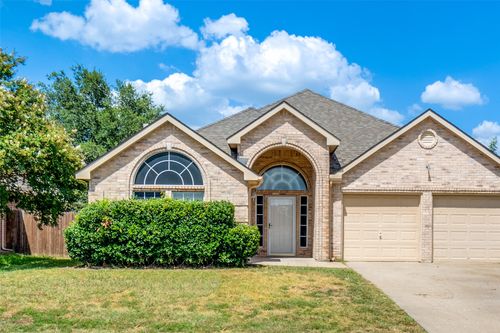 128 Magnolia Ln, Rockwall, TX, 75032-4613 | Card Image