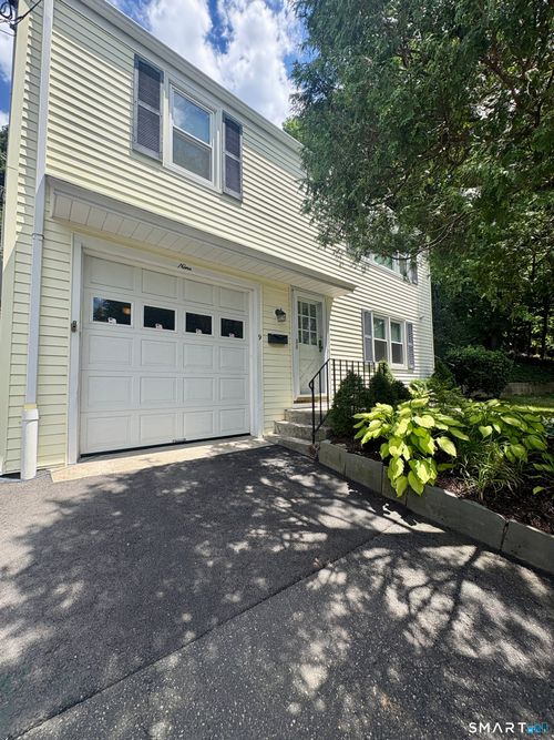 9 Pemberwick Rd, Greenwich, CT, 06831-5026 | Card Image