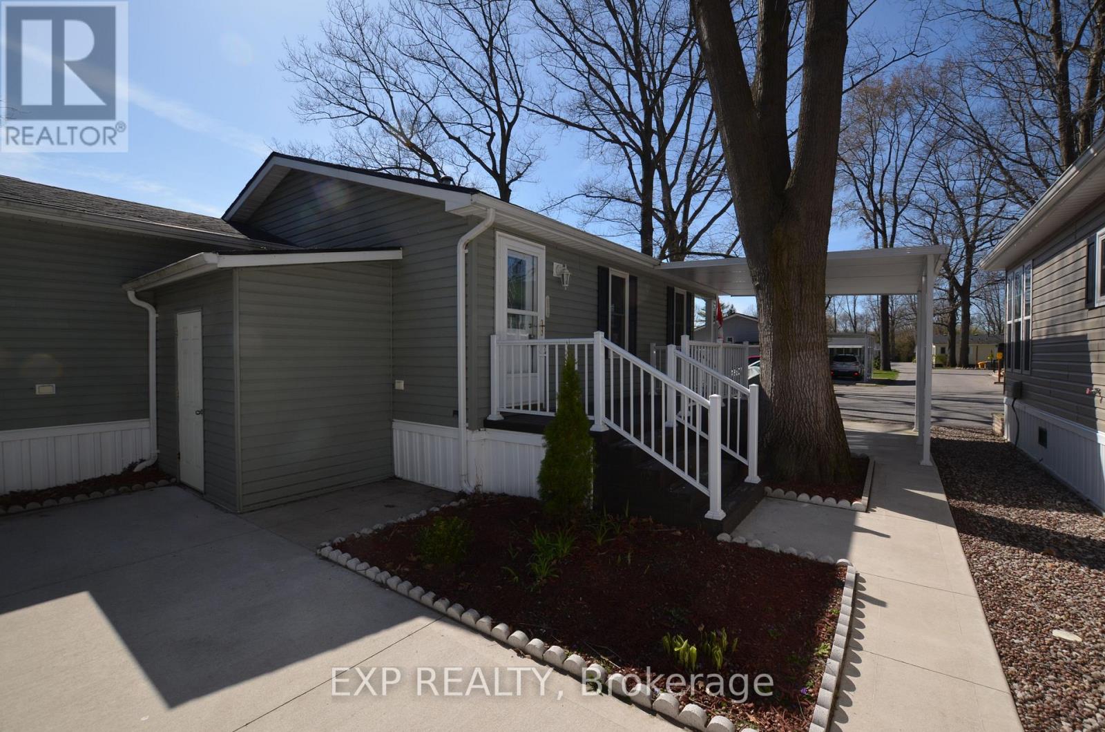 Residential in Middlesex Centre 4