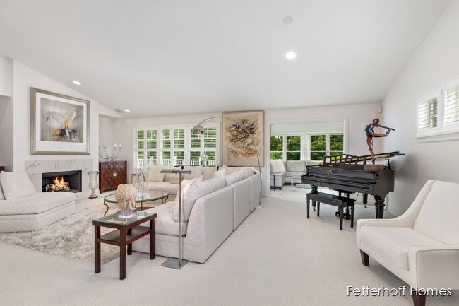 Possible Dining Area | Image 9