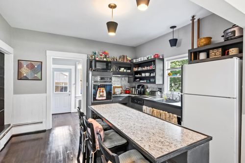 312 2nd Ave Se, Glenwood, MN, 56334-1702 | Card Image