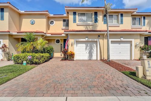 3008 N Evergreen Cir, Boynton Beach, FL, 33426-8652 | Card Image