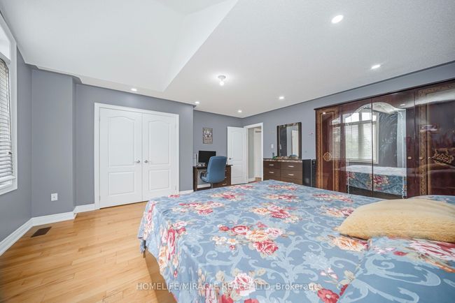2 Roycrest St, House other with 7 bedrooms, 4 bathrooms and 4 parking in Brampton ON | Image 17