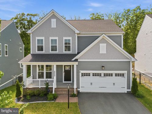 2020 Silver Sycamore Ln, DUMFRIES, VA, 22026-2852 | Card Image