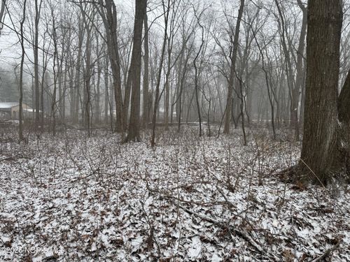 6046 Roan Rd, Sylvania, OH, 43560-1527 | Card Image