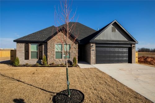 6806 Sw Orange Ave, Bentonville, AR, 72713-4166 | Card Image