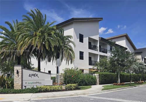 apt-35-8175 Nw 104th Ave, Doral, FL, 33178-4609 | Card Image