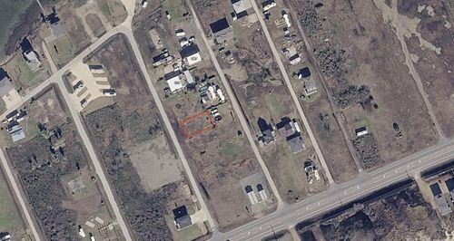 1201 Rollover Cir, Gilchrist, TX, 77617 | Card Image