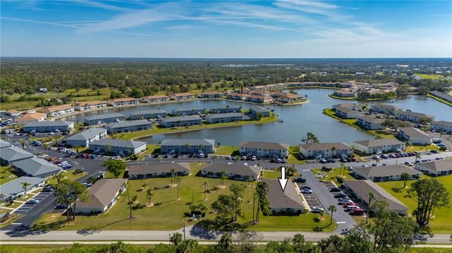 APT-1902 - 12538 Sw Kingsway Cir, Condo with 2 bedrooms, 2 bathrooms and null parking in LAKE SUZY FL | Image 33