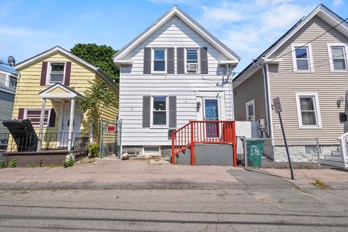 16 Fayette Ct, Lynn, MA, 01902-2214 | Card Image