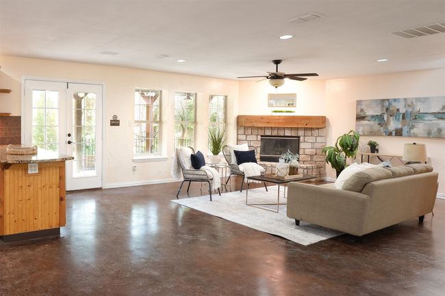 600 Seals Rd, House other with 4 bedrooms, 3 bathrooms and null parking in Bartonville TX | Image 7