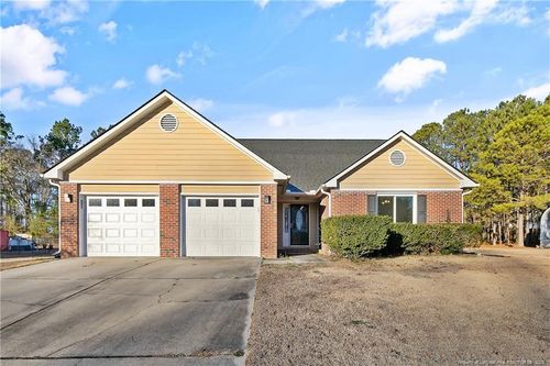 255 Heartwood Dr, Raeford, NC, 28376-5720 | Card Image