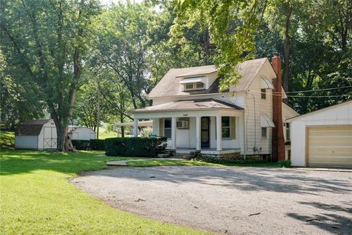 11515 Gill St, Sugar Creek, MO, 64054-1316 | Card Image