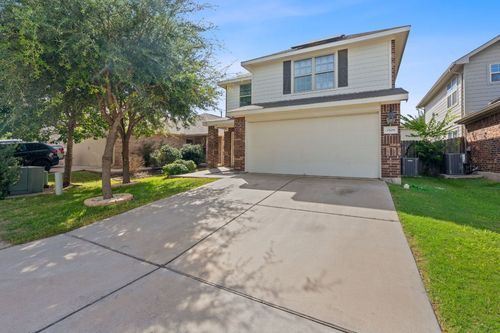 3508 Breckenridge Dr, Austin, TX, 78744-3313 | Card Image