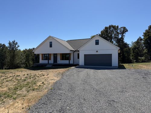 1285 Vickie Ln, Portland, TN, 37148-2224 | Card Image
