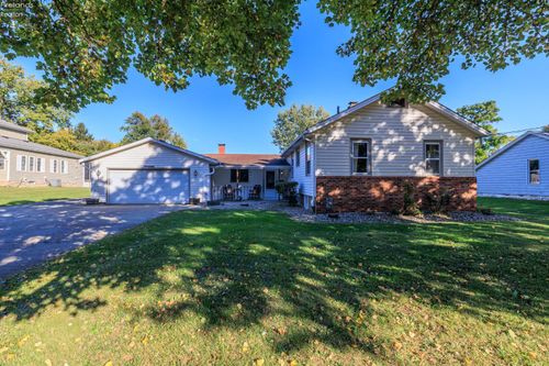 232 Barker St, Wellington, OH, 44090-1104 | Card Image