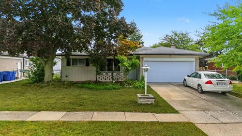 30316 Austin Dr, Warren, MI, 48092-1897 | Card Image