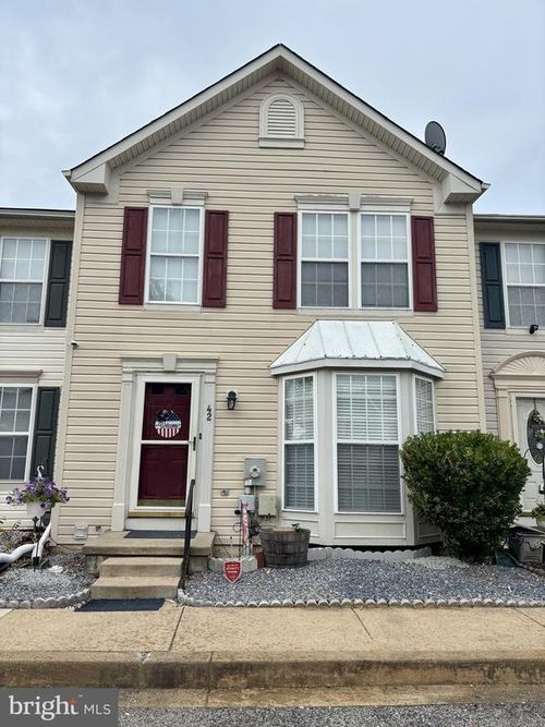 42 N Bellwoode Dr, NEWARK, DE, 19702-3416 | Card Image