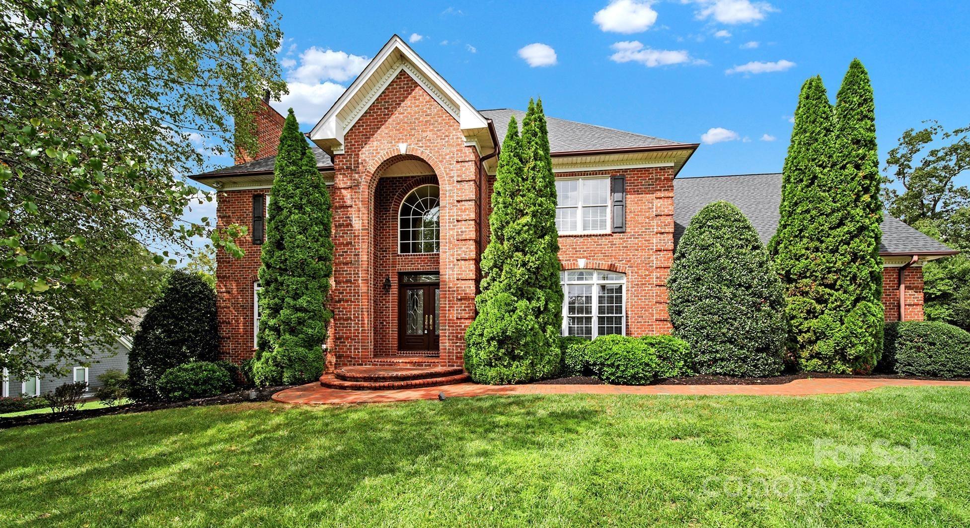18th Avenue Ln, Hickory, NC 28601