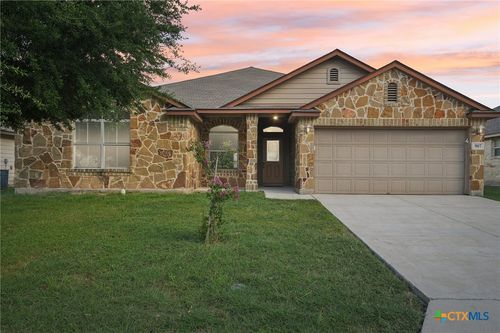 907 Avery Pkwy, New Braunfels, TX, 78130-2003 | Card Image