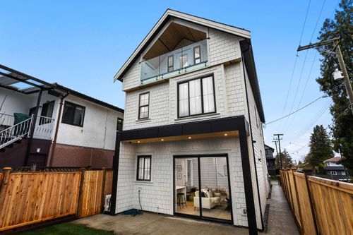 2-5306 Culloden St, Vancouver, BC, V5W3R6 | Card Image