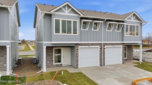 639 N Creative Way, Post Falls, ID, 83854 | Card Image