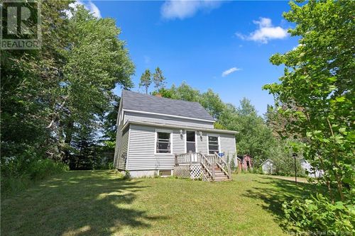 189 King St, Sackville, NB, E4L3G3 | Card Image