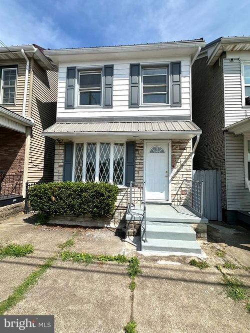 420 N 4th St, SUNBURY, PA, 17801-1920 | Card Image