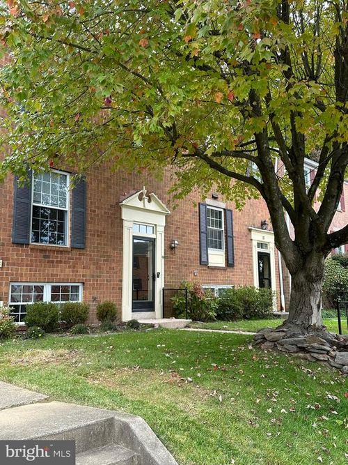 9 Collis Ct, LUTHERVILLE TIMONIUM, MD, 21093-2012 | Card Image
