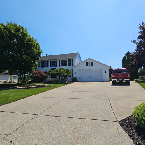 1033 Lumina Dr, Jenison, MI, 49428-9402 | Card Image