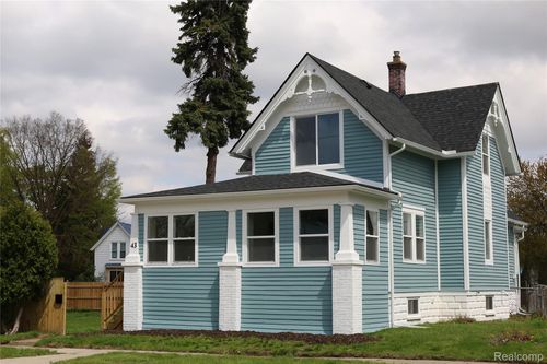 43 Rathbone Street S, Mt Clemens, MI, 48043 | Card Image