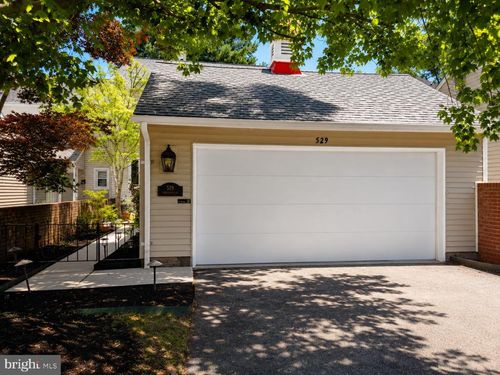 529 Chatterton Rd, LUTHERVILLE TIMONIUM, MD, 21093-1934 | Card Image