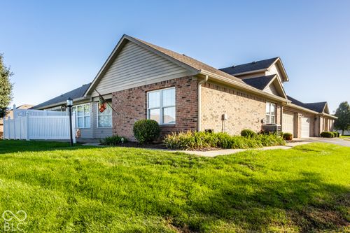 6146 Loggia Dr, Indianapolis, IN, 46237-4253 | Card Image