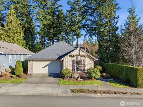 24036 Ne Adair Rd, Redmond, WA, 98053-5690 | Card Image