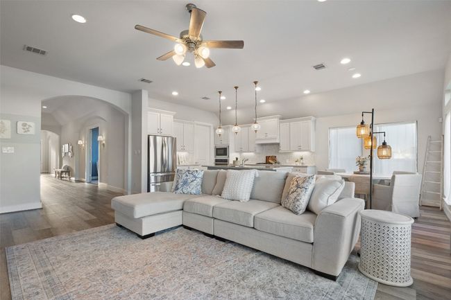 521 Cold River Run, House other with 4 bedrooms, 3 bathrooms and 6 parking in Kyle TX | Image 14