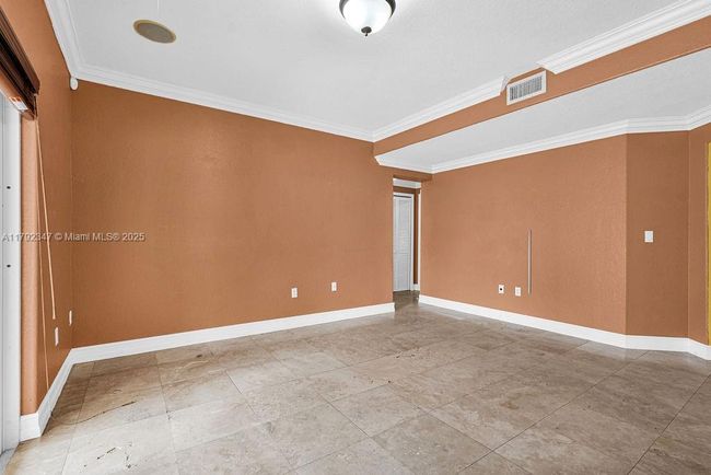 16732 Nw 89 Th Pl, House other with 4 bedrooms, 3 bathrooms and null parking in Miami Lakes FL | Image 34