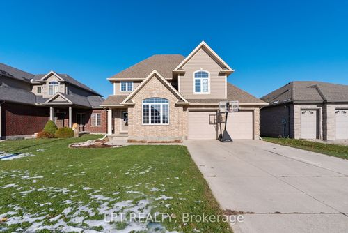 102 Joseph St, Lucan, ON, N0M2J0 | Card Image