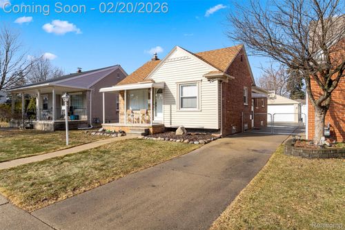 21130 Carlysle St, Dearborn, MI, 48124-3737 | Card Image