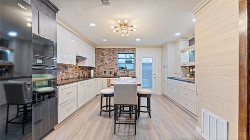 apt-1-1376 N Oakland Ave, Fayetteville, AR, 72703-1658 | Card Image