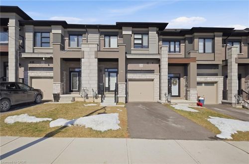 21 George Brier Dr W, Paris, ON, N3L0L1 | Card Image