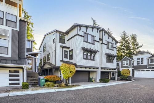a-7024 119th Way Ne, Kirkland, WA, 98033-5263 | Card Image