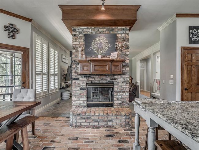 10711 Crystal Creek Dr, House other with 5 bedrooms, 3 bathrooms and null parking in Mustang OK | Image 7