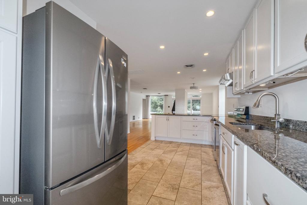 Residential Lease in LUTHERVILLE TIMONIUM 4