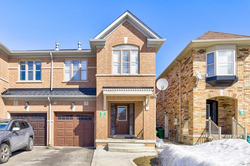 7 Tustin Rd, Brampton, ON, L6P3K9 | Card Image