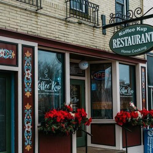 355 E Main Street, Stoughton, WI, 53589 | Card Image