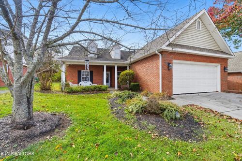 13-7113 Winter Oaks Way, Knoxville, TN, 37918-9474 | Card Image