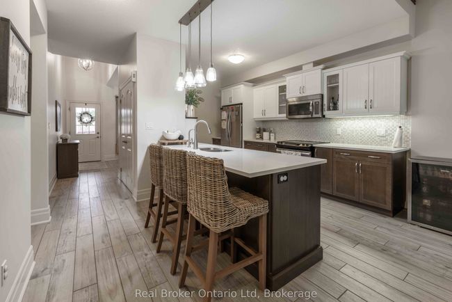 315 Telford Trail, Condo with 2 bedrooms, 4 bathrooms and 2 parking in Kemble ON | Image 7