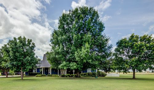 10609 Jackson Rd, Krum, TX, 76249-6647 | Card Image