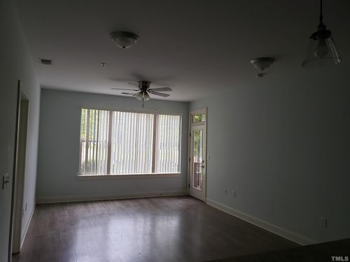 204-4021 Blackstone Dr, Raleigh, NC, 27616-6839 | Card Image